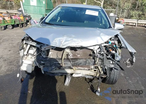 2019 Toyota Corolla Le z USA, uszkodzony, nr VIN 5YFBURHE9KP906724